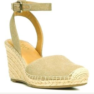 Franco Sarto Gold Espadrille Heels NWOT